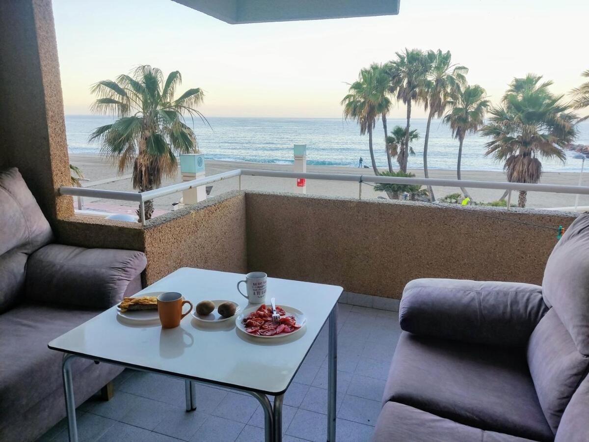 Apartment Garage Gratis Y En La Playa